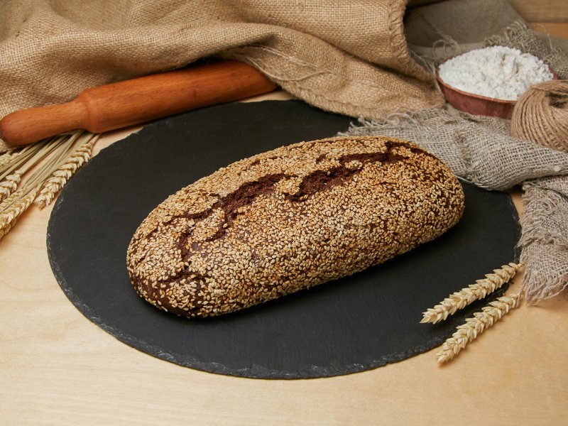 Хлеб Ржаной темный с кунжутом - купить в Москве